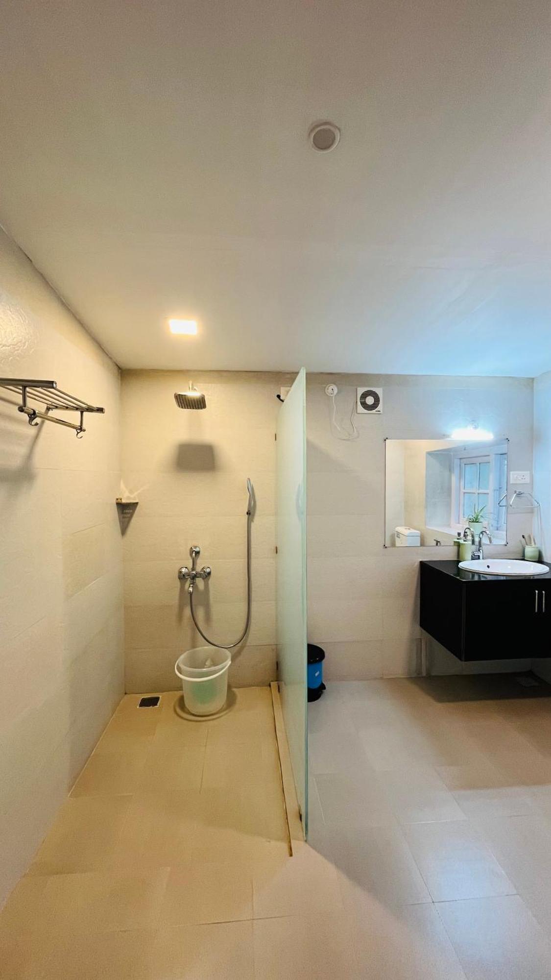Tentgram Planters Bungalow Suryanelli Kültér fotó
