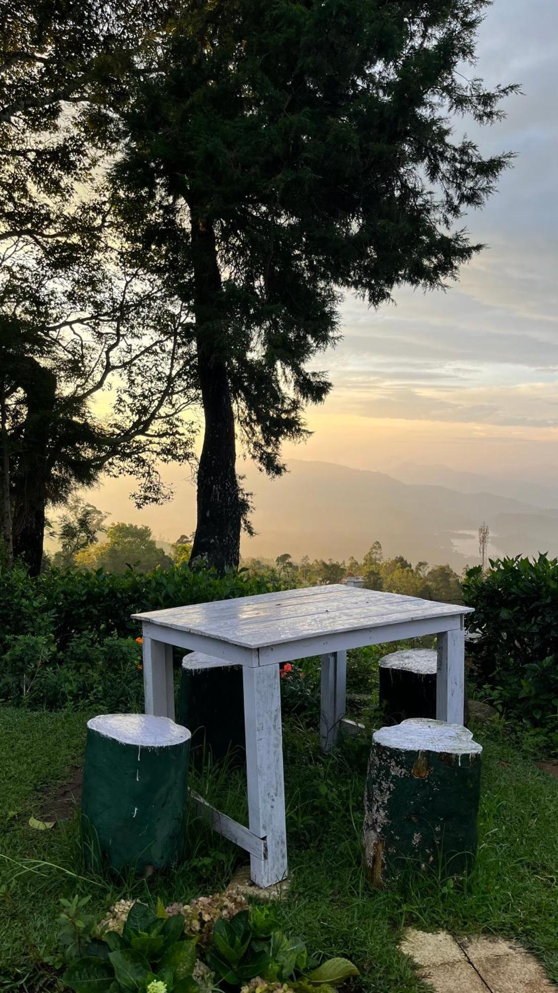 Tentgram Planters Bungalow Suryanelli Kültér fotó